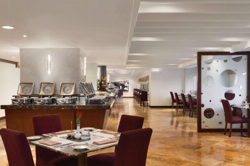 Grand Regency Doha, Trademark Collection by Wyndham image 9